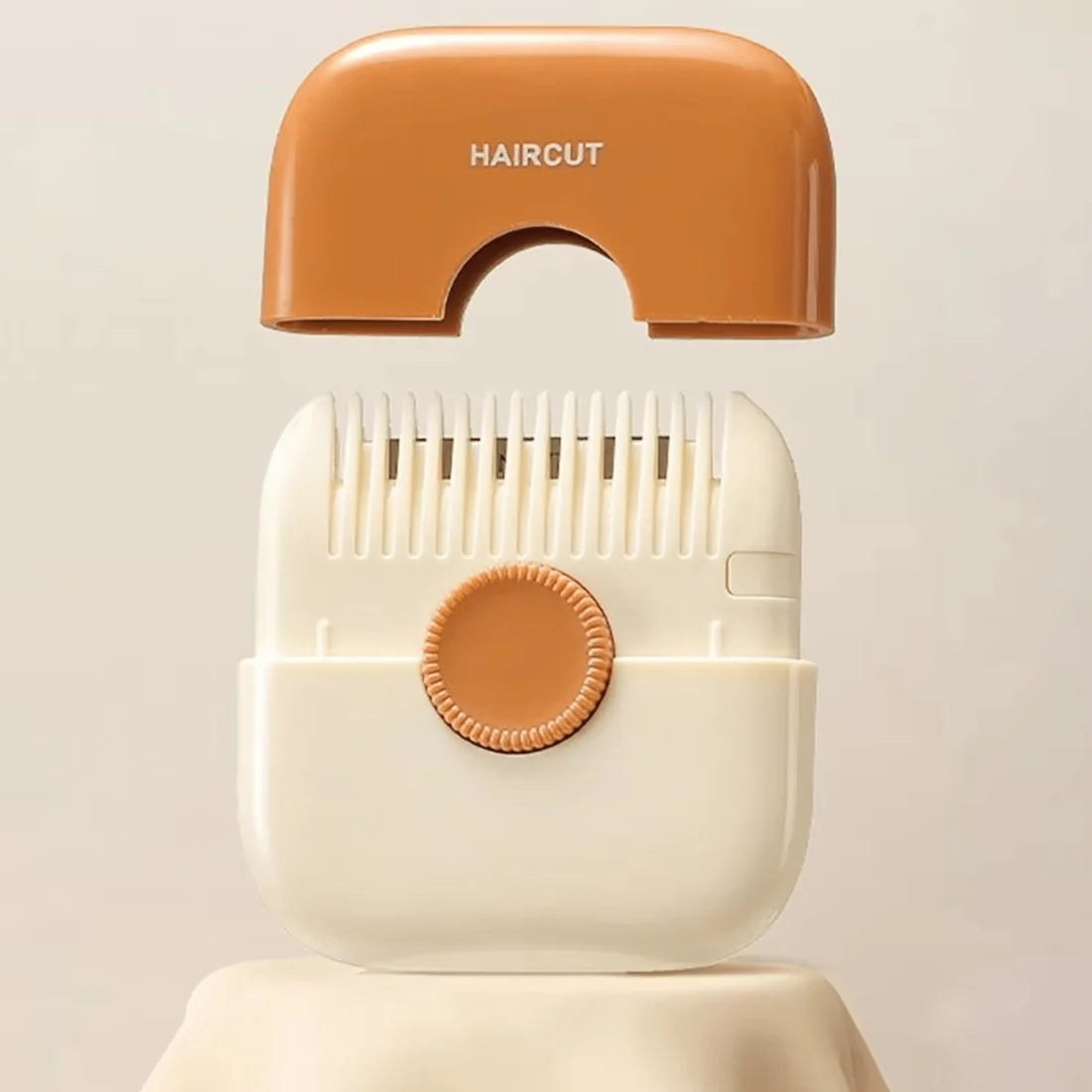 Snip-Snip Buddy : Le Peigne Coupe-Cheveux Sympa pour Enfants – Marron