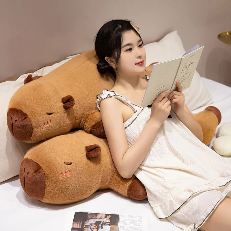 Coussin en Peluche Capybara – Compagnon Douillet